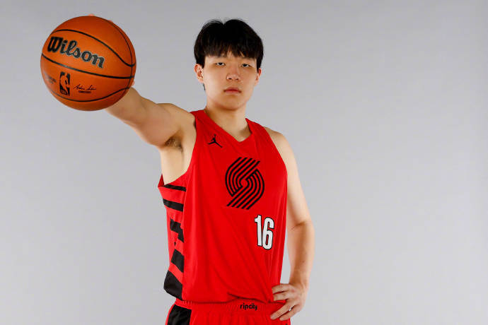 杨瀚森究竟该不该打亚洲杯?隔壁欧洲杯给出最清晰答案